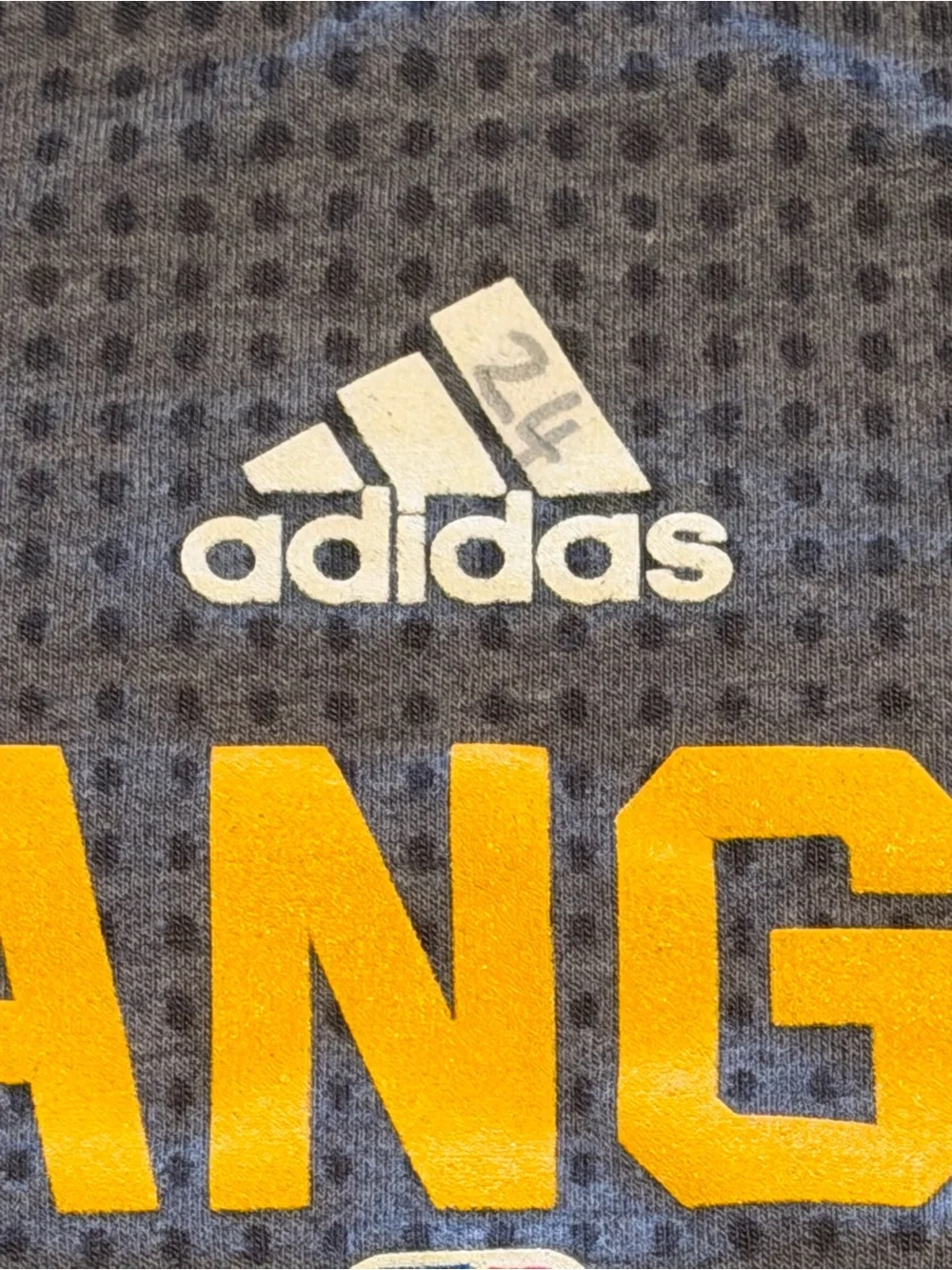 KOBE BRYANT 2015-2016 GAME WORN LONG SLEEVE PREGAME SHIRT FROM ASSISTANT COACH